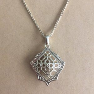 Kendra Scott Pendant Necklace - Kacey" Long/Silver
